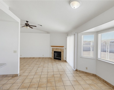 5025 Golfridge Drive - Photo Thumbnail 8