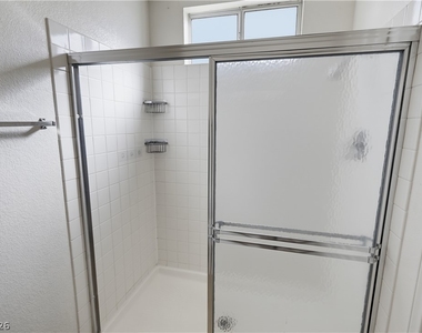 5025 Golfridge Drive - Photo Thumbnail 20