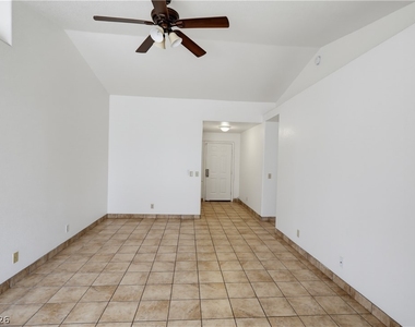 5025 Golfridge Drive - Photo Thumbnail 4