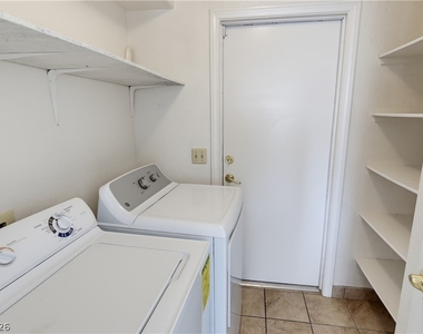 5025 Golfridge Drive - Photo Thumbnail 13