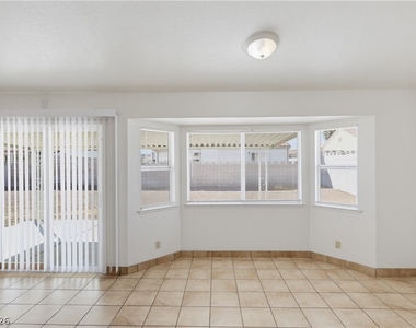 5025 Golfridge Drive - Photo Thumbnail 9
