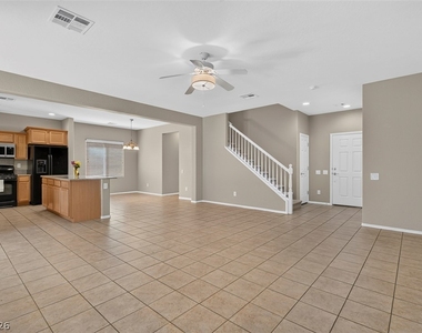 10721 Arusha Avenue - Photo Thumbnail 15