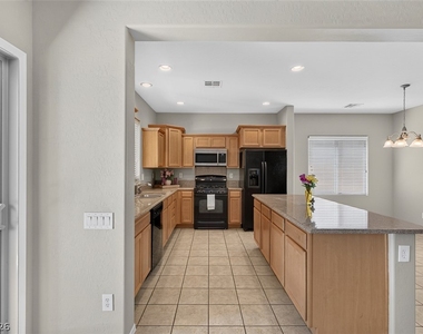 10721 Arusha Avenue - Photo Thumbnail 24