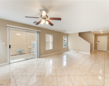 5993 Red Raspberry Court - Photo Thumbnail 12