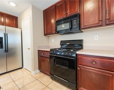 5993 Red Raspberry Court - Photo Thumbnail 17