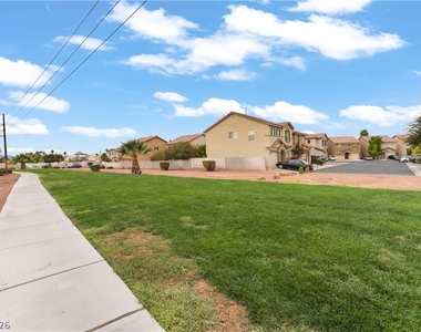 5993 Red Raspberry Court - Photo Thumbnail 36