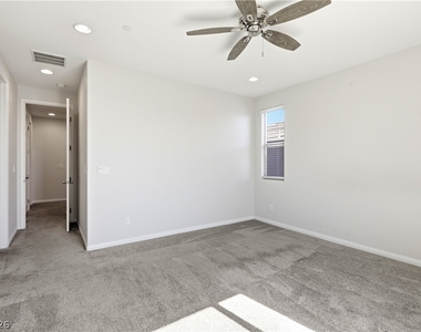 11712 Redwood Mountain Avenue - Photo Thumbnail 28