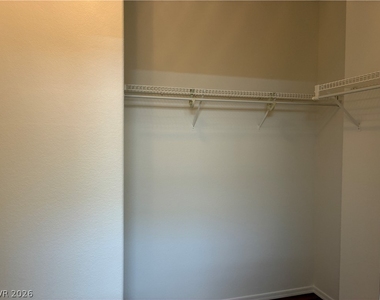 1389 Kapelle Street - Photo Thumbnail 4