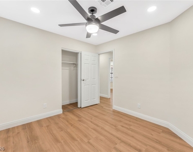 6105 Sadler Drive - Photo Thumbnail 16