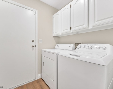6105 Sadler Drive - Photo Thumbnail 19