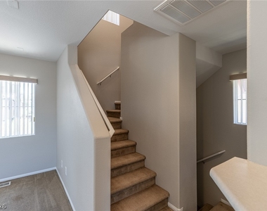 10408 Wildflower Gully Street - Photo Thumbnail 28