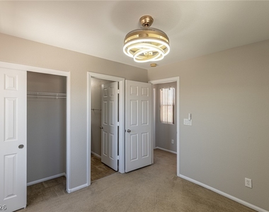 10408 Wildflower Gully Street - Photo Thumbnail 32