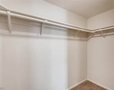 427 Regal Robin Way - Photo Thumbnail 14