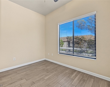 8250 N Grand Canyon Drive - Photo Thumbnail 21