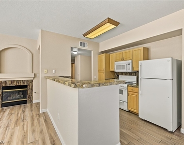 8250 N Grand Canyon Drive - Photo Thumbnail 17