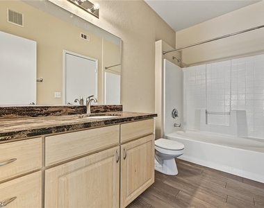8250 N Grand Canyon Drive - Photo Thumbnail 24