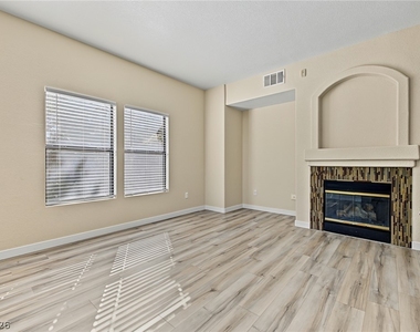 8250 N Grand Canyon Drive - Photo Thumbnail 5