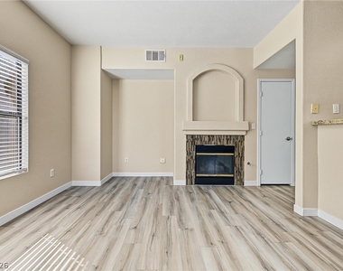 8250 N Grand Canyon Drive - Photo Thumbnail 9