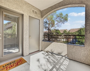 8250 N Grand Canyon Drive - Photo Thumbnail 2