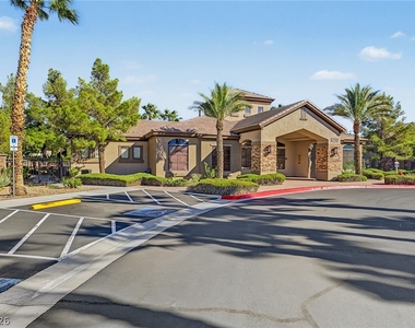 8250 N Grand Canyon Drive - Photo Thumbnail 34