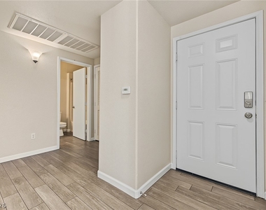 8250 N Grand Canyon Drive - Photo Thumbnail 4
