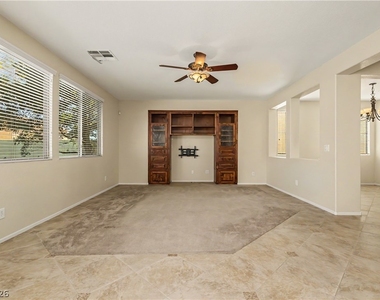 5558 Golden Palms Court - Photo Thumbnail 10
