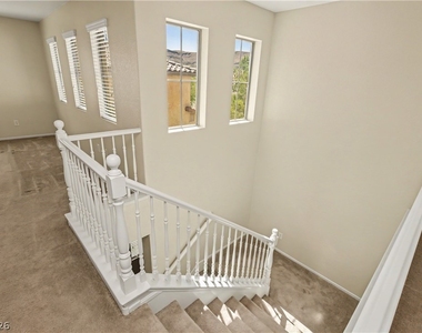 5558 Golden Palms Court - Photo Thumbnail 15