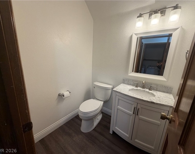 3040 Waterview Drive - Photo Thumbnail 5