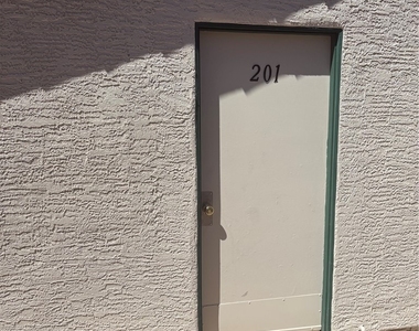 7936 Decker Canyon Drive - Photo Thumbnail 26