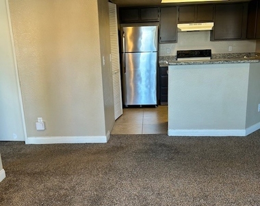 8600 W Charleston Boulevard - Photo Thumbnail 18