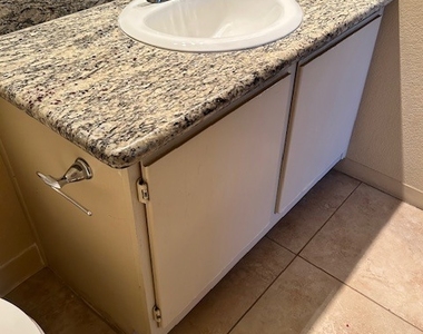 8600 W Charleston Boulevard - Photo Thumbnail 13