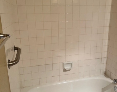 8600 W Charleston Boulevard - Photo Thumbnail 12
