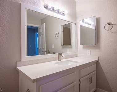 5336 Mancos Court - Photo Thumbnail 15