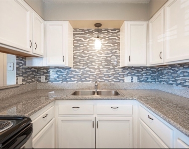 5336 Mancos Court - Photo Thumbnail 9