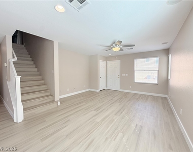 7888 Millbrookshire Way - Photo Thumbnail 5