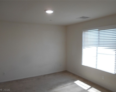184 Petaluma Valley Drive - Photo Thumbnail 7