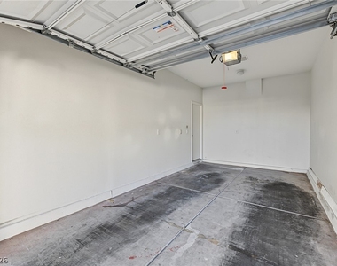 8561 Barkeria Court - Photo Thumbnail 22