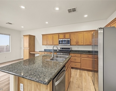 8561 Barkeria Court - Photo Thumbnail 6