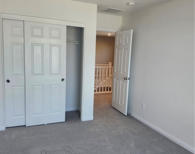 415 Purple Sandpiper Street - Photo Thumbnail 33