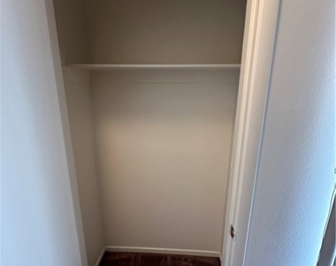7413 W Russell Road - Photo Thumbnail 19
