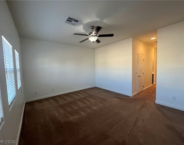 7584 Nicklin Street - Photo Thumbnail 11