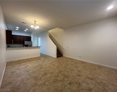 7584 Nicklin Street - Photo Thumbnail 3