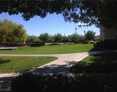 7584 Nicklin Street - Photo Thumbnail 17