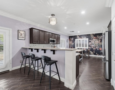 5397 Esparon Avenue - Photo Thumbnail 9