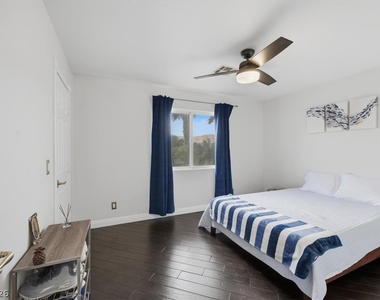 5397 Esparon Avenue - Photo Thumbnail 20