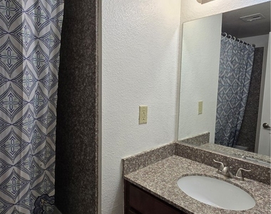4430 Sandy River Drive - Photo Thumbnail 13