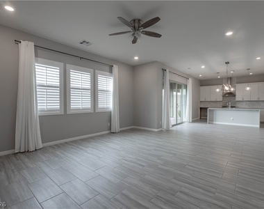 12385 Valley Chase Avenue - Photo Thumbnail 7