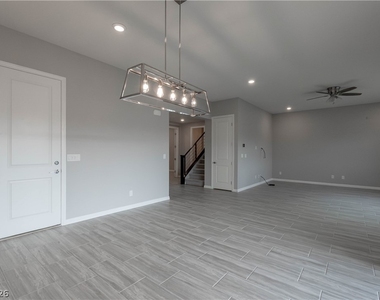 12385 Valley Chase Avenue - Photo Thumbnail 13