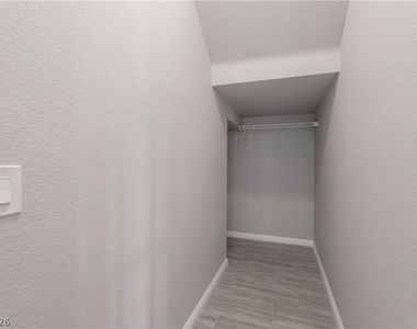 12385 Valley Chase Avenue - Photo Thumbnail 19