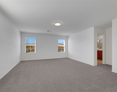 2932 Aragon Terrace Way - Photo Thumbnail 14